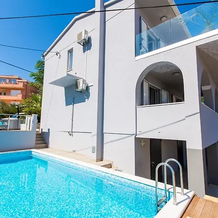 Vila Perla Slatine