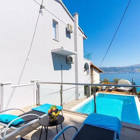 Villa Vila Perla *
